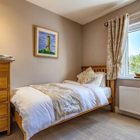 Tintawn House Hotel Sandyford Esterno foto