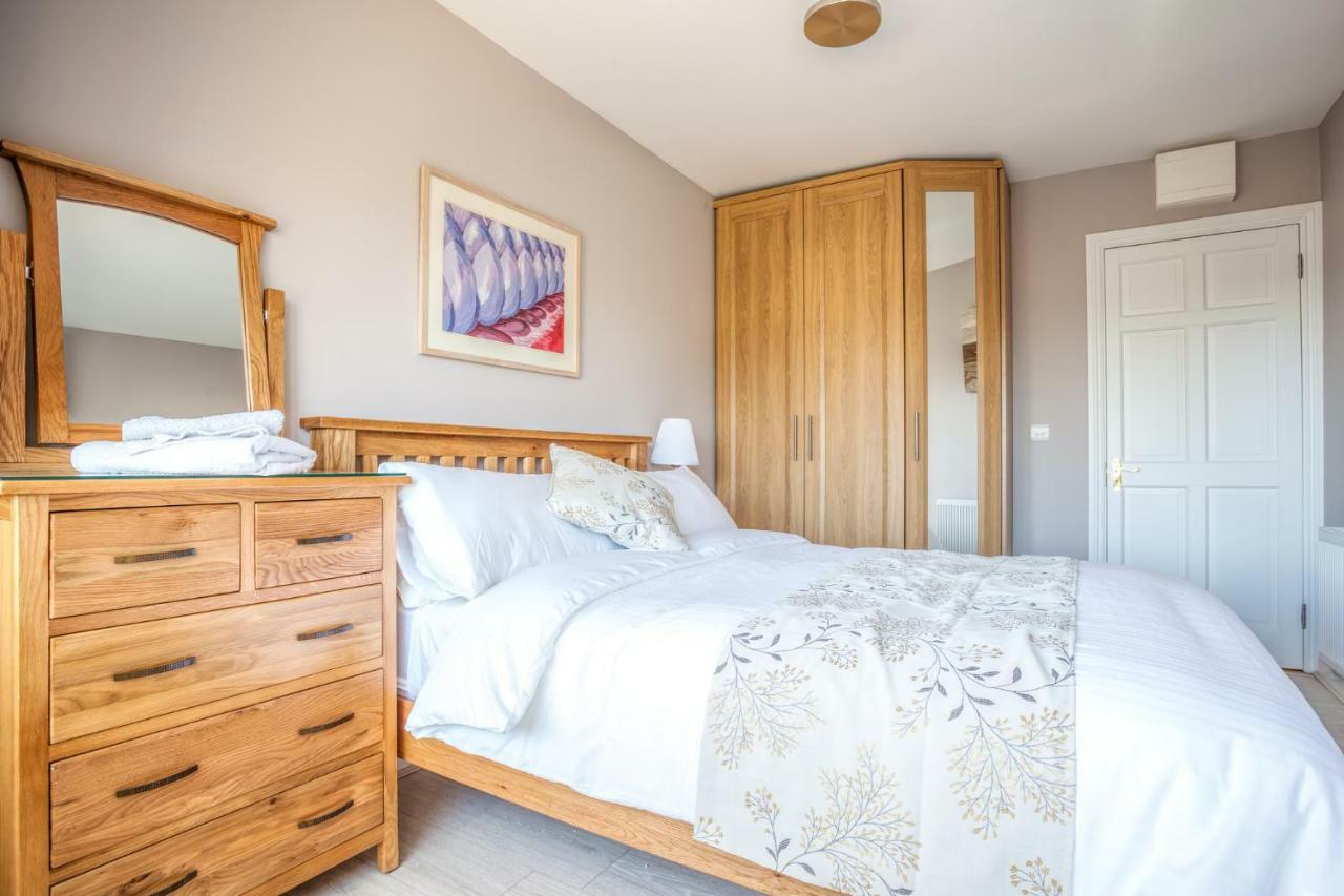 Tintawn House Hotel Sandyford Esterno foto