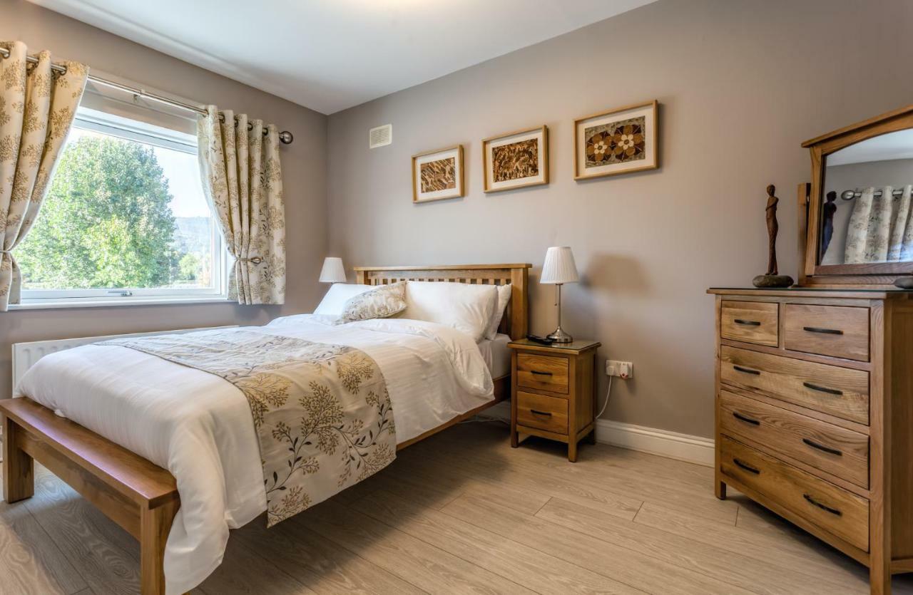 Tintawn House Hotel Sandyford Esterno foto