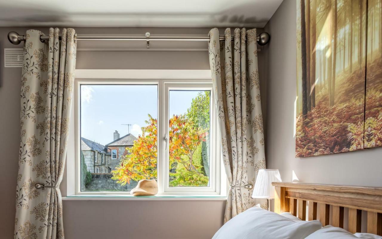 Tintawn House Hotel Sandyford Esterno foto