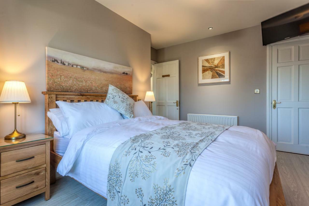 Tintawn House Hotel Sandyford Esterno foto