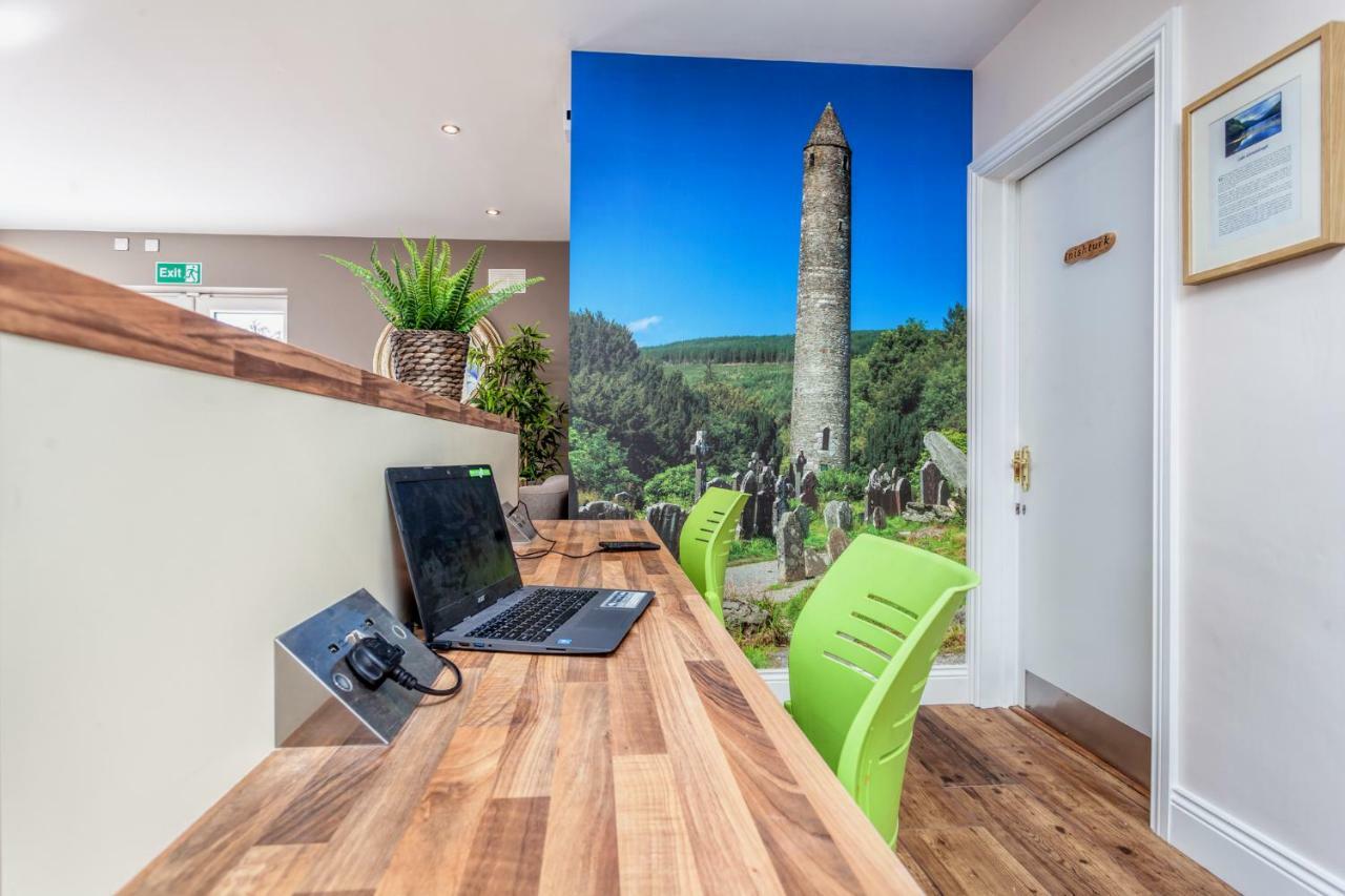 Tintawn House Hotel Sandyford Esterno foto