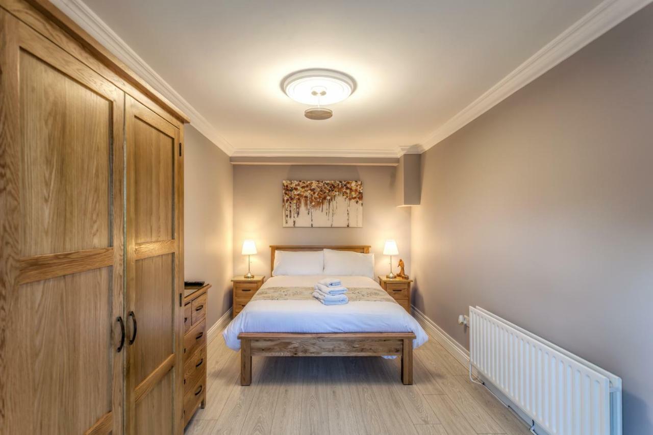 Tintawn House Hotel Sandyford Esterno foto