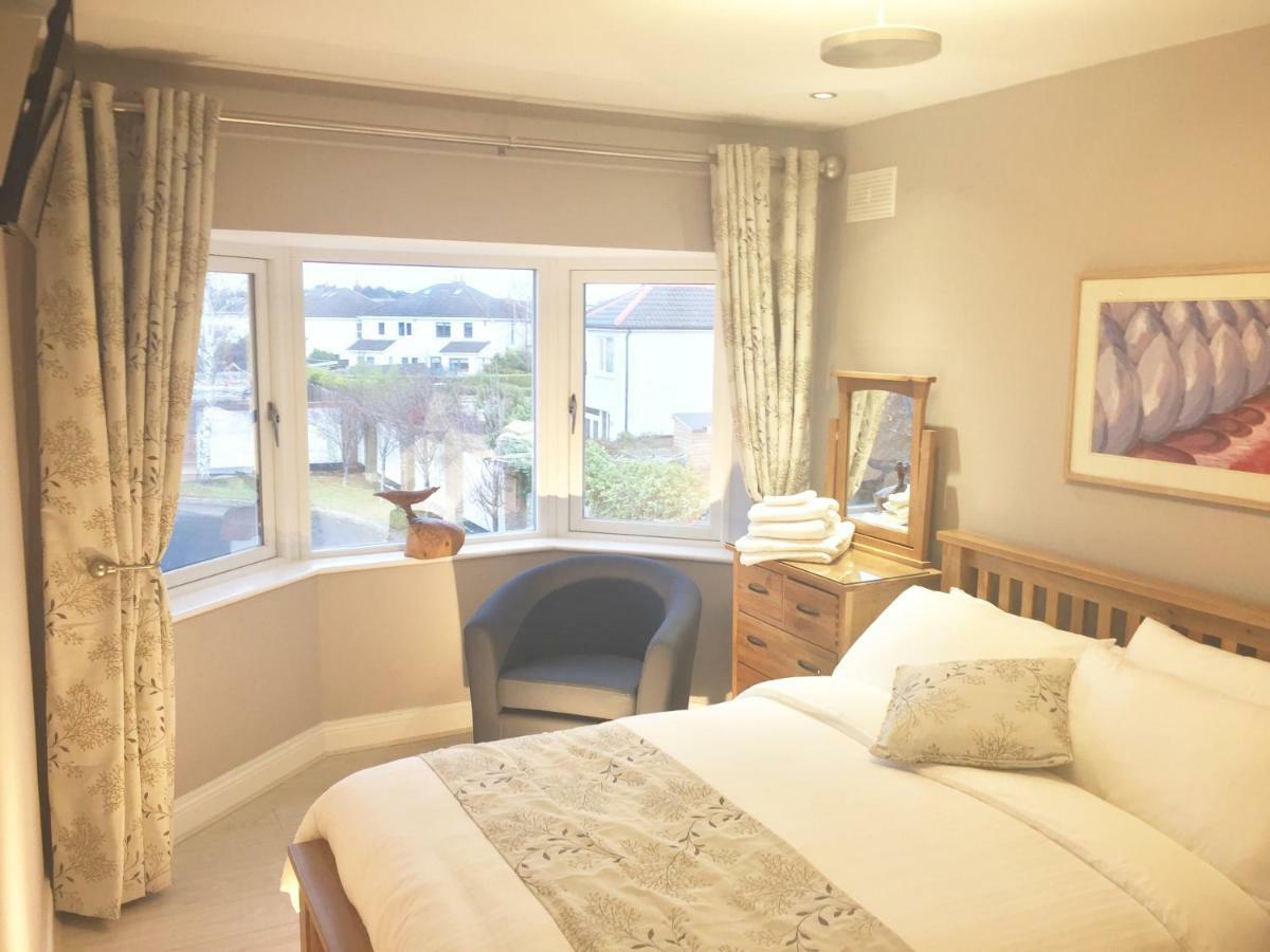Tintawn House Hotel Sandyford Esterno foto